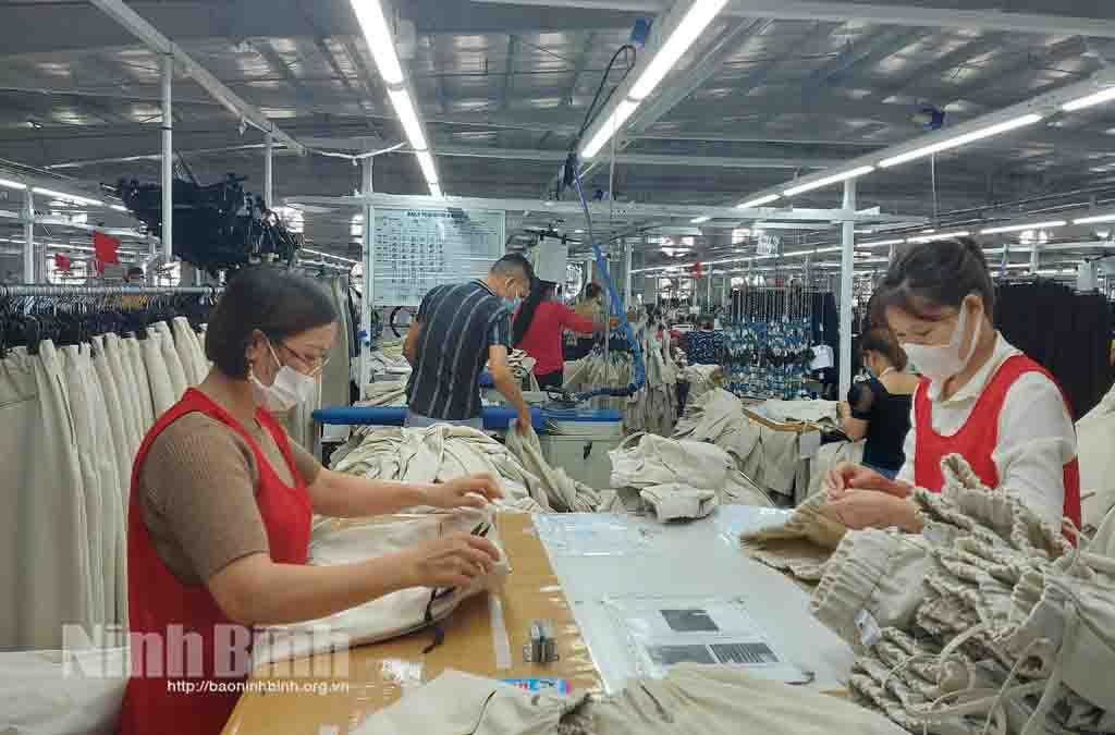 Thay đổi thói quen để bảo vệ sức khỏe người lao động