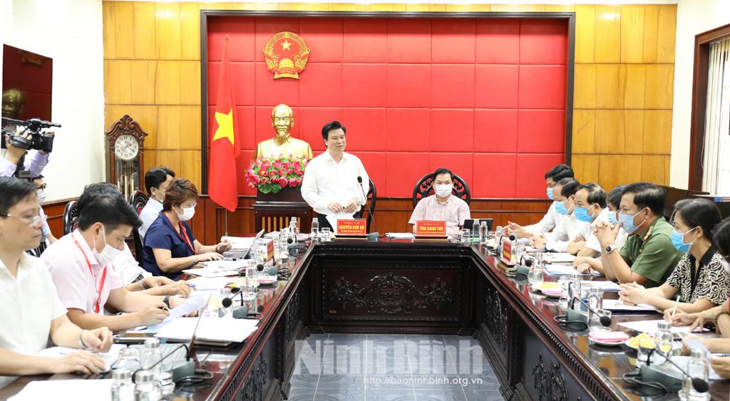 Đồng chí Thứ trưởng Bộ Giáo dục và Đào tạo làm việc với Ban Chỉ đạo Kỳ thi tốt nghiệp THPT năm 2021 tỉnh Ninh Bình