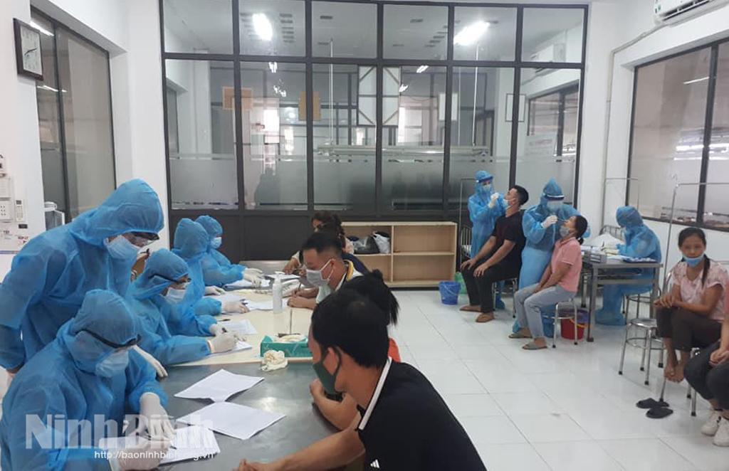 7 ca bệnh xuất viện, Ninh Bình còn 14 bệnh nhân COVID-19 đang điều trị