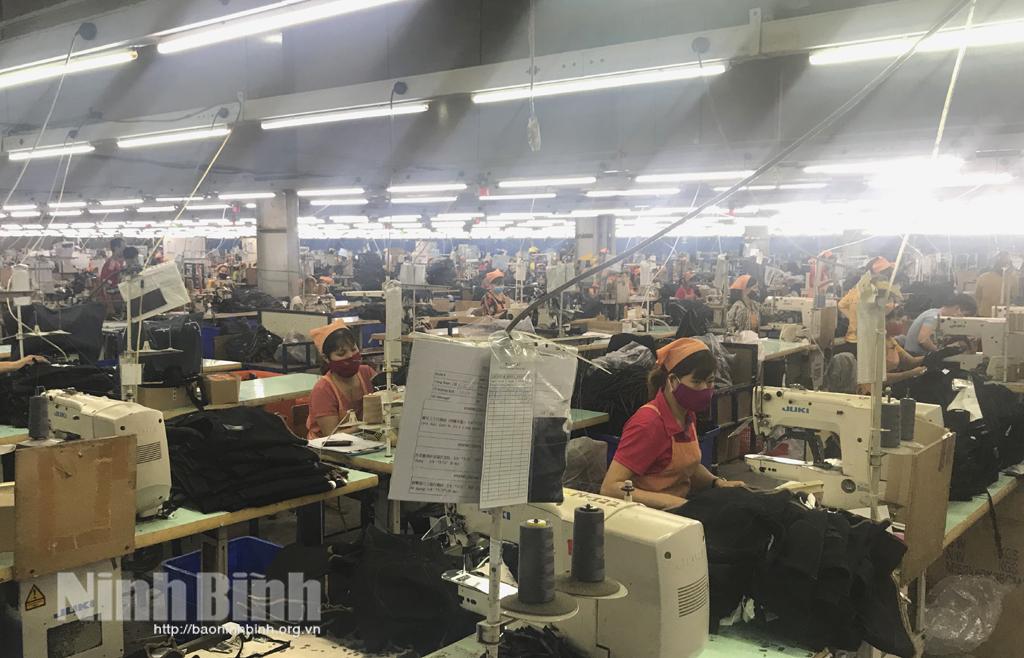 Kết nối hàng nghìn chỉ tiêu việc làm đến người lao động