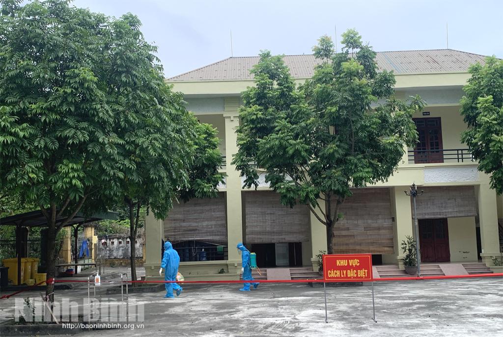Ninh Binh: Seven COVID-19 patients given all-clear on July 12