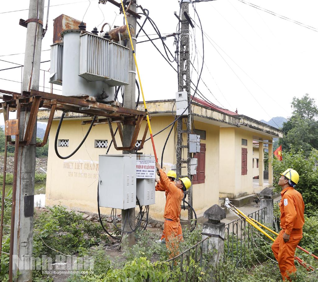 PC Ninh Bình: kêu gọi sự hợp tác hơn của khách hàng trong tiết kiệm điện