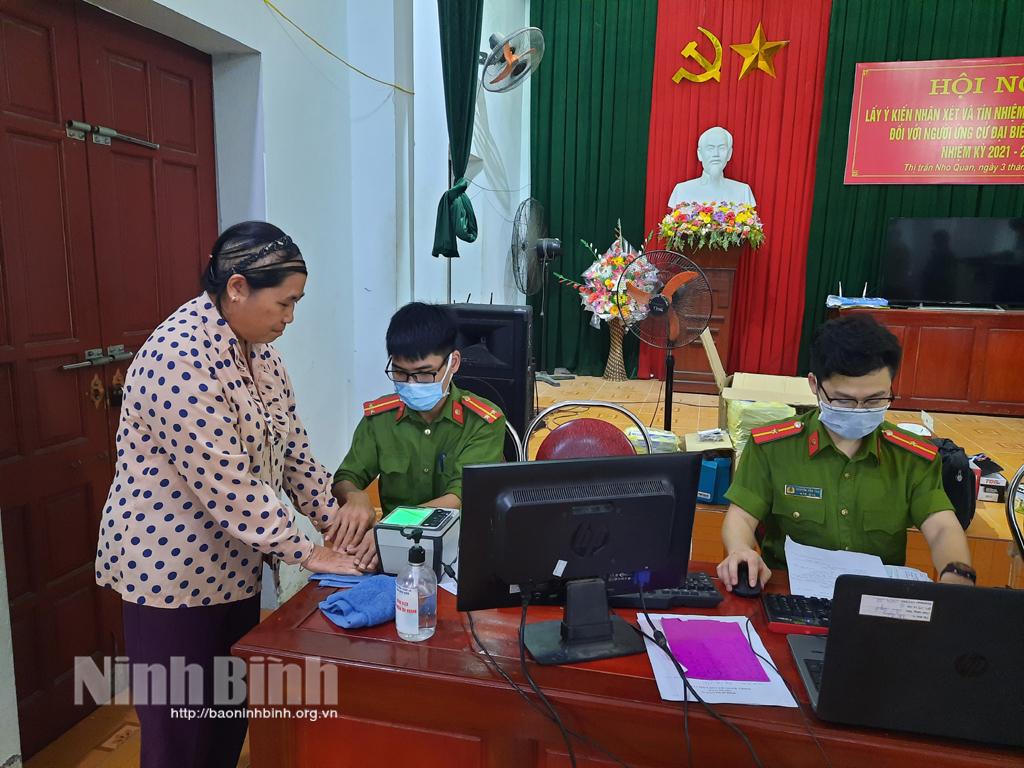 Công an Ninh Bình, xuất sắc "về đích" chiến dịch cấp CCCD gắn chíp điện tử