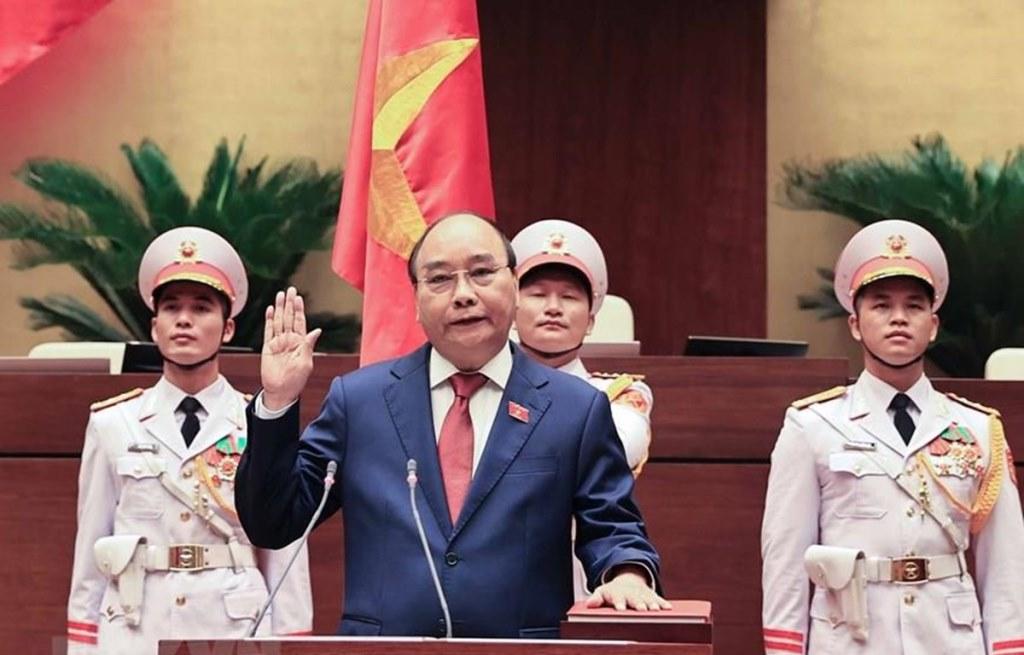 Kỳ họp thứ nhất, Quốc hội khóa XV: Đồng chí Nguyễn Xuân Phúc tiếp tục được bầu giữ chức Chủ tịch nước CHXHCN Việt Nam