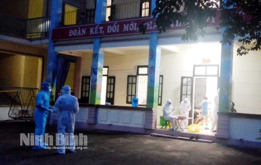 Ninh Bình ghi nhận thêm 16 ca bệnh COVID-19 trong khu cách ly tại Kim Sơn