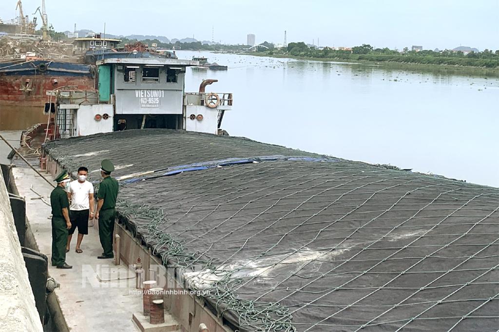 Bộ đội Biên phòng Ninh Bình quyết liệt phòng, chống dịch COVID-19