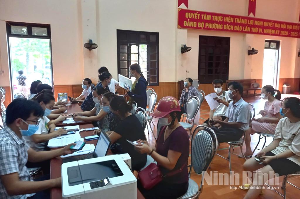 Ninh Bình có trên 115 nghìn người được phê duyệt ứng dụng VssID - BHXH số