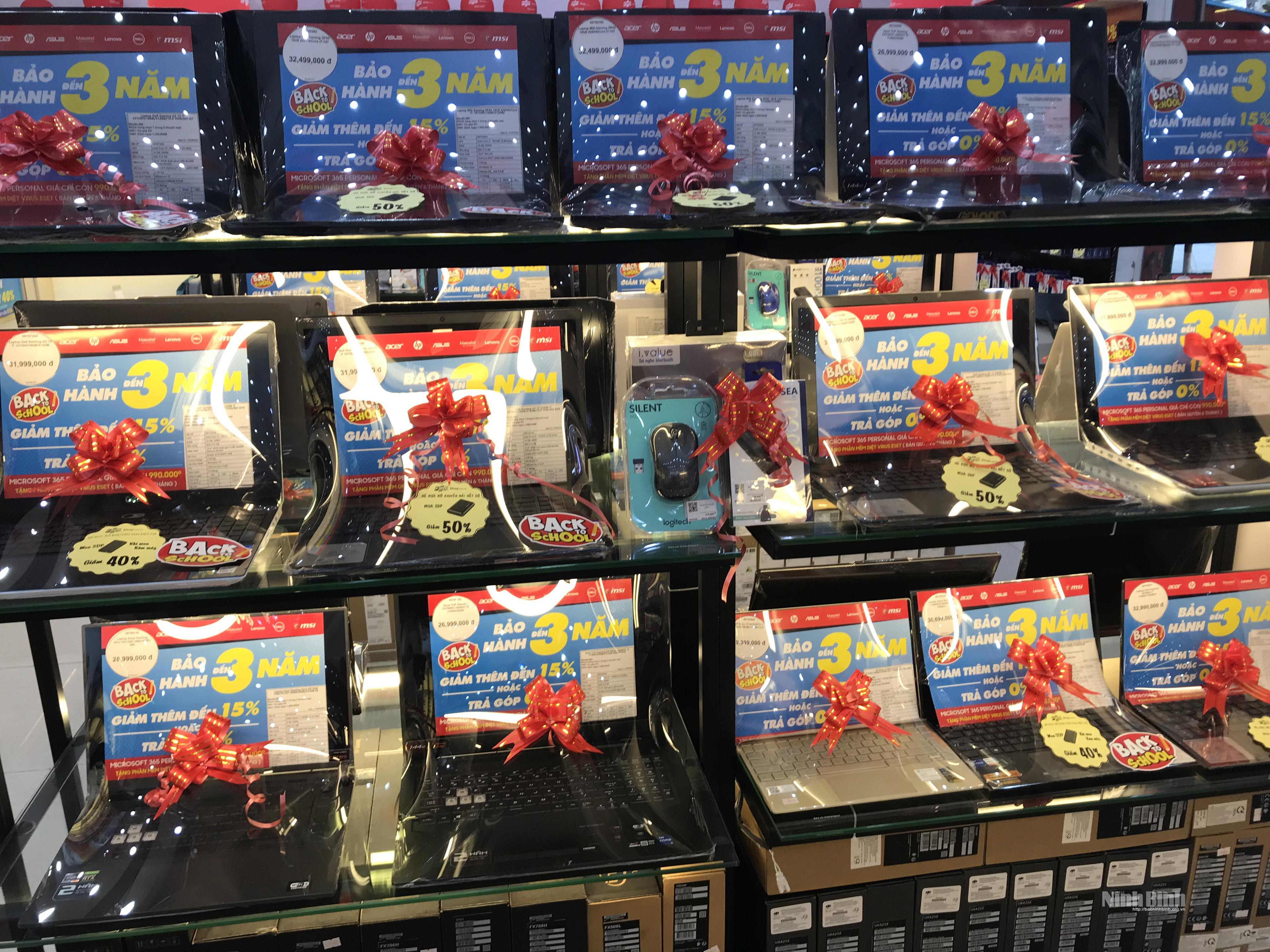 Thị trường máy tính xách tay khan hàng do ảnh hưởng của đại dịch COVID-19