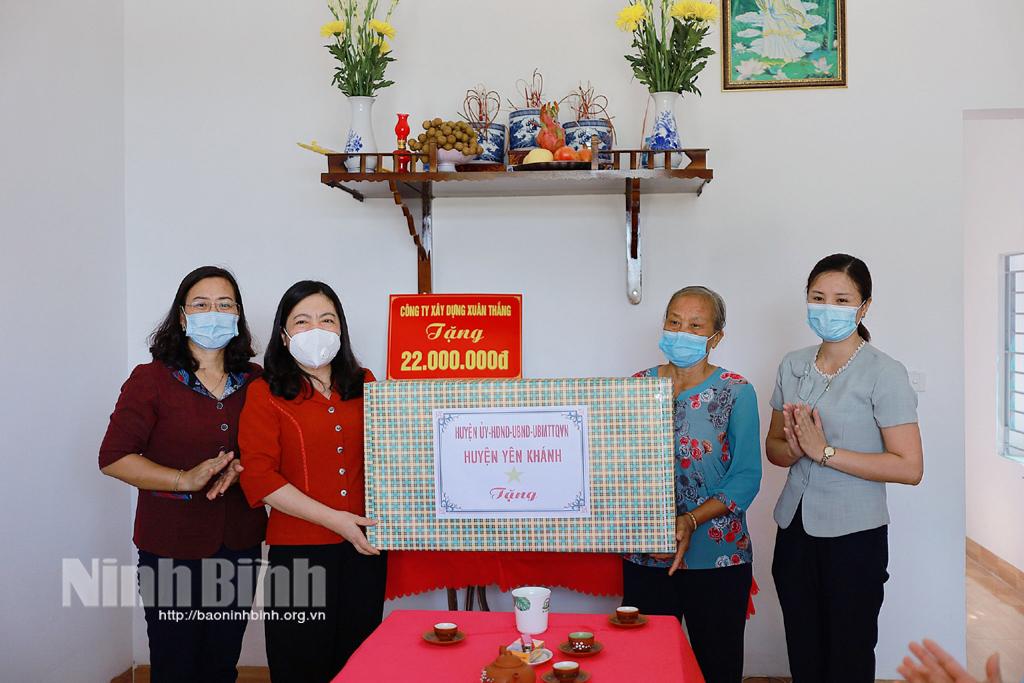 Khánh thành nhà "Mái ấm tình thương"