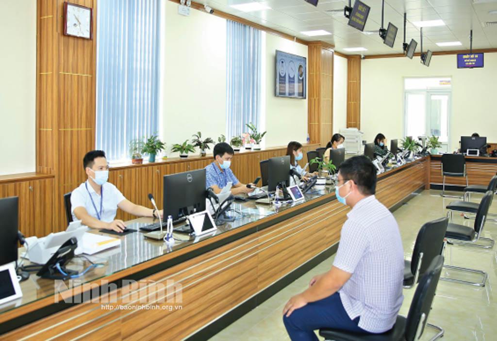 Đẩy mạnh chuyển đổi số, tạo điều kiện hỗ trợ doanh nghiệp