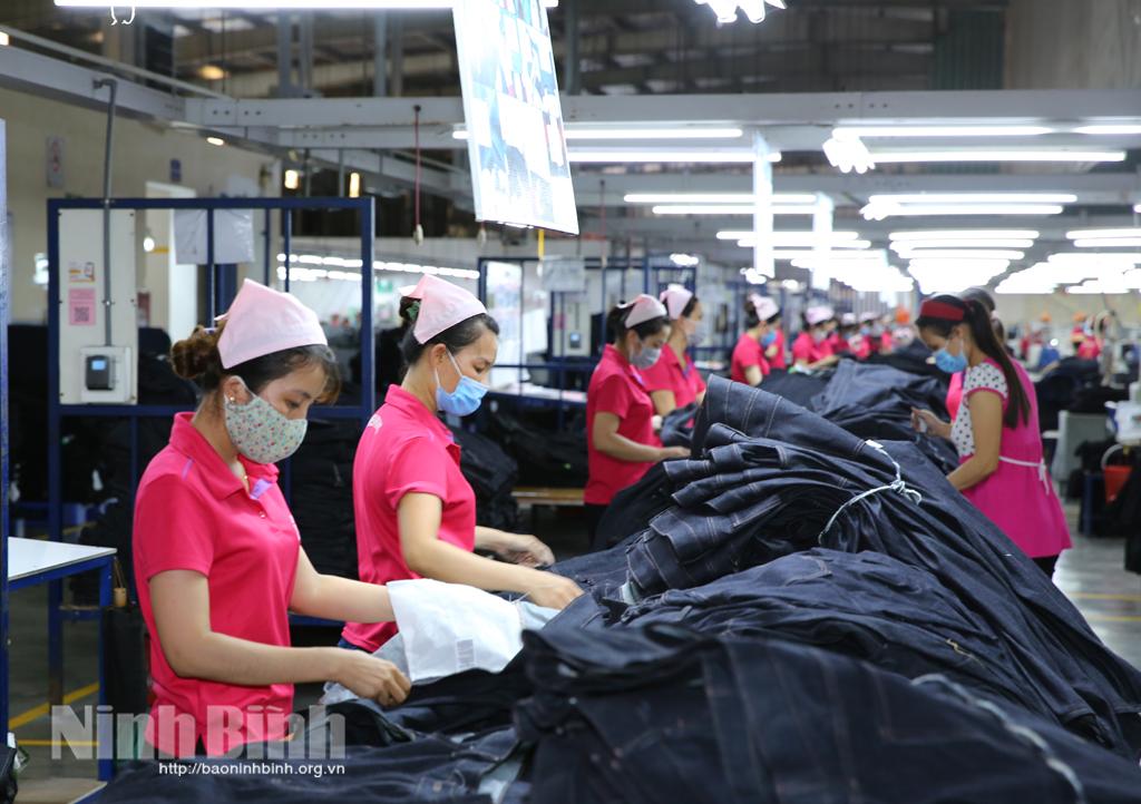 Nhiều cách làm sáng tạo, linh hoạt trong phòng, chống dịch tại các khu công nghiệp