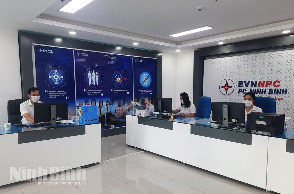 PC Ninh Bình tích cực thực hiện chuyển đổi số trong hoạt động kinh doanh