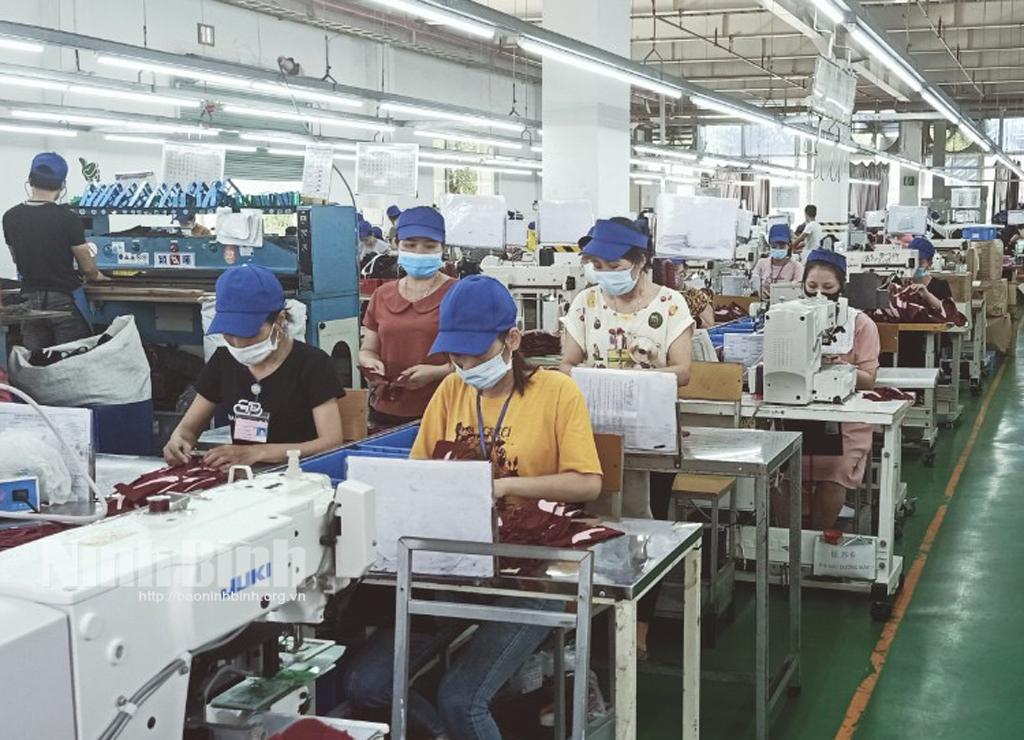 Thị trường lao động vẫn có những "điểm sáng"