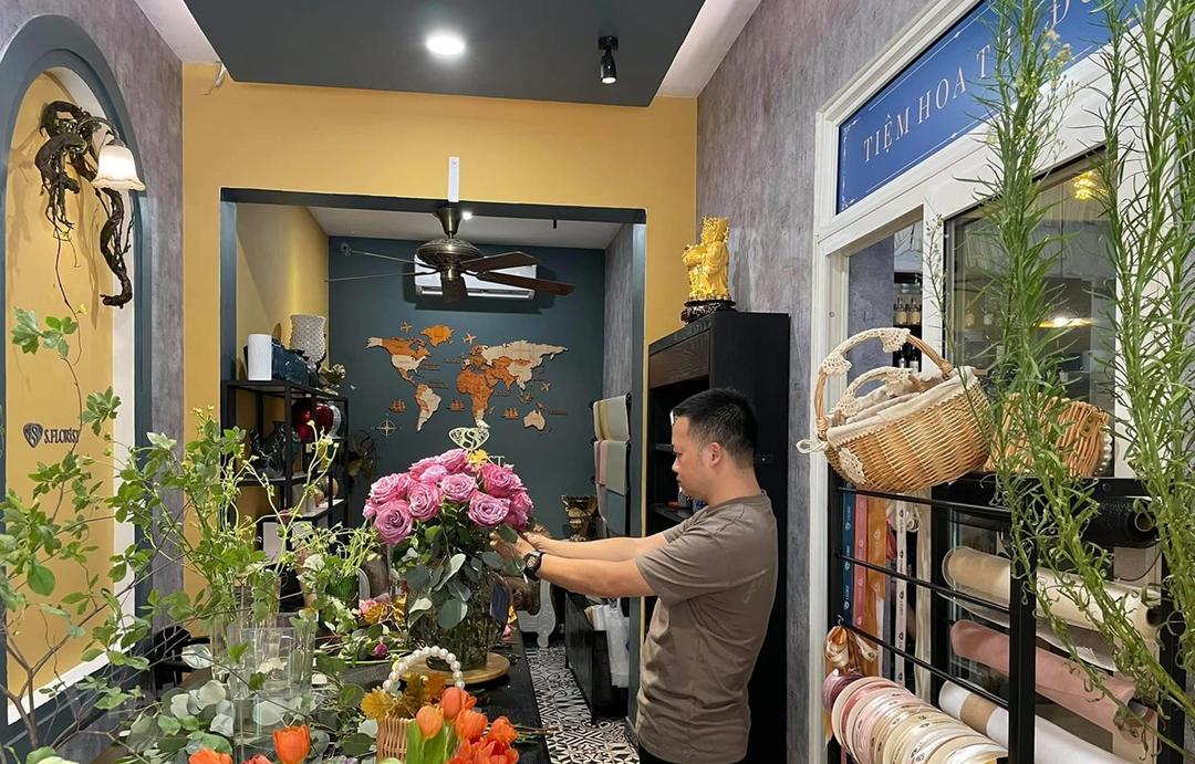 Nghệ sỹ 'bận rộn' với nghề tay trái trong mùa dịch COVID-19