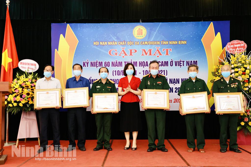 Gặp mặt kỷ niệm 60 năm thảm họa da cam ở Việt Nam
