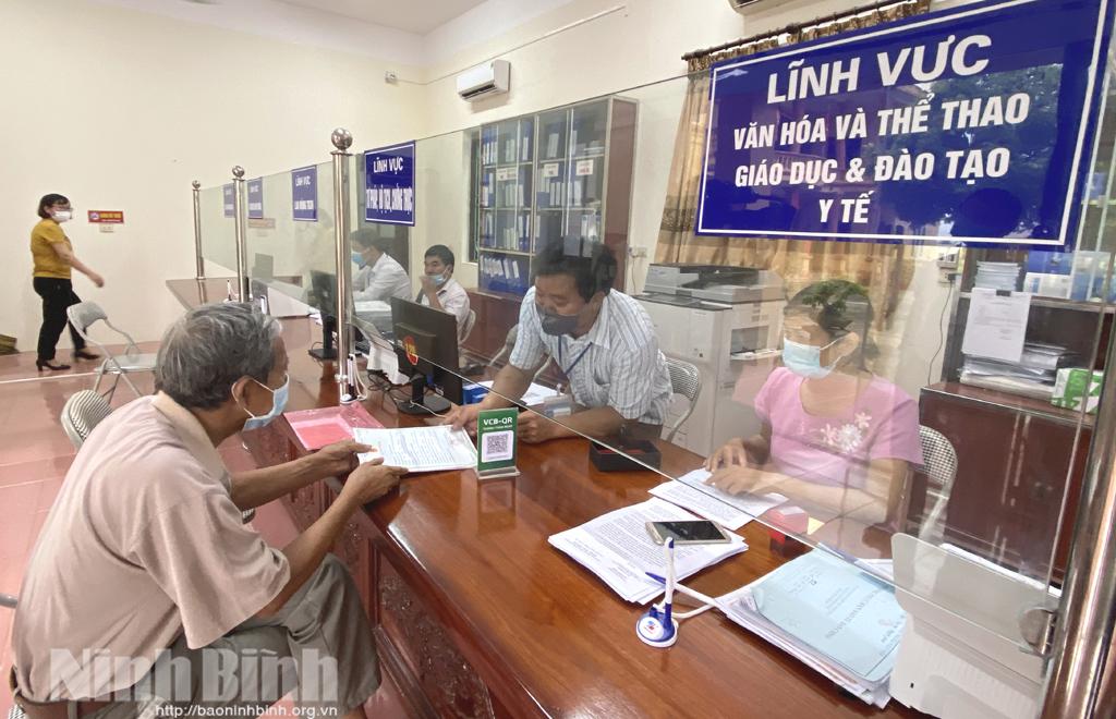 Thành phố Ninh Bình: Đổi mới thực hiện cơ chế một cửa, một cửa liên thông gắn với chuyển đổi số
