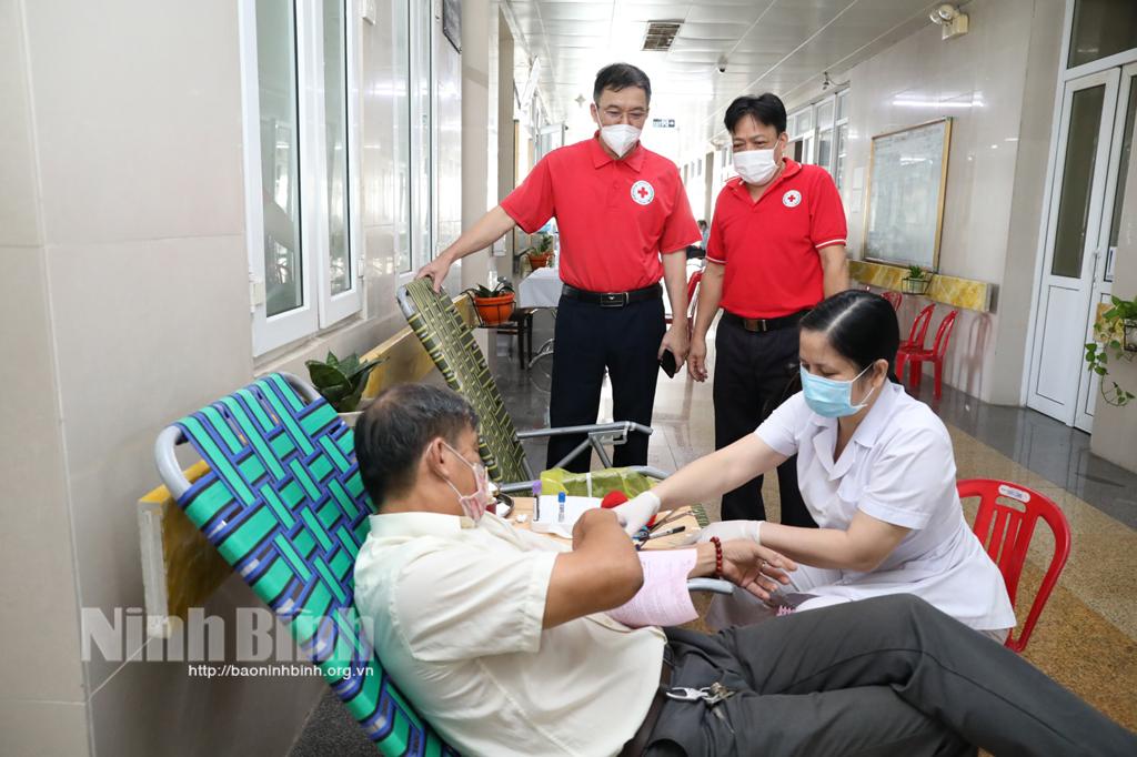 Chương trình hiến máu đặc biệt "Máu có thể chờ người bệnh- người bệnh không thể chờ máu"