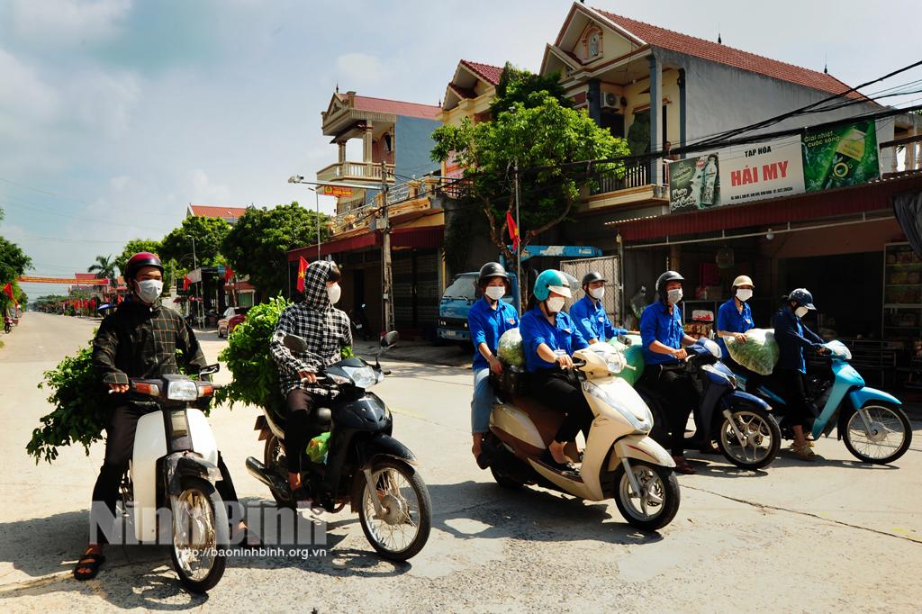 Đã có 38 tổ chức, cá nhân ủng hộ xã Kim Mỹ phòng, chống dịch COVID-19