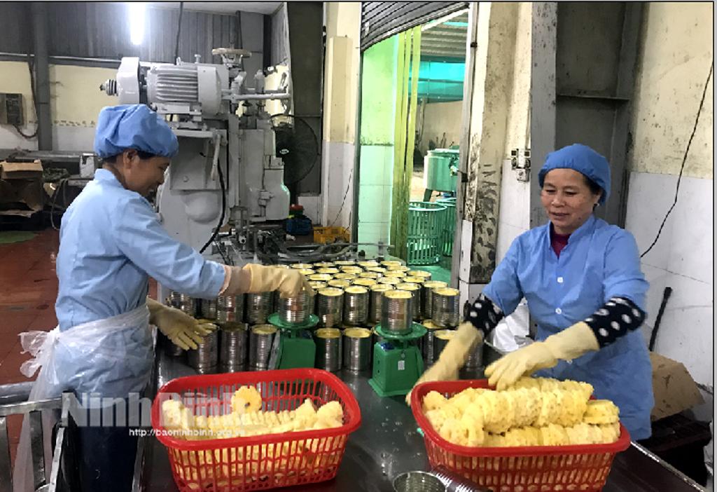 Giá trị xuất khẩu hàng hóa tiếp tục giảm