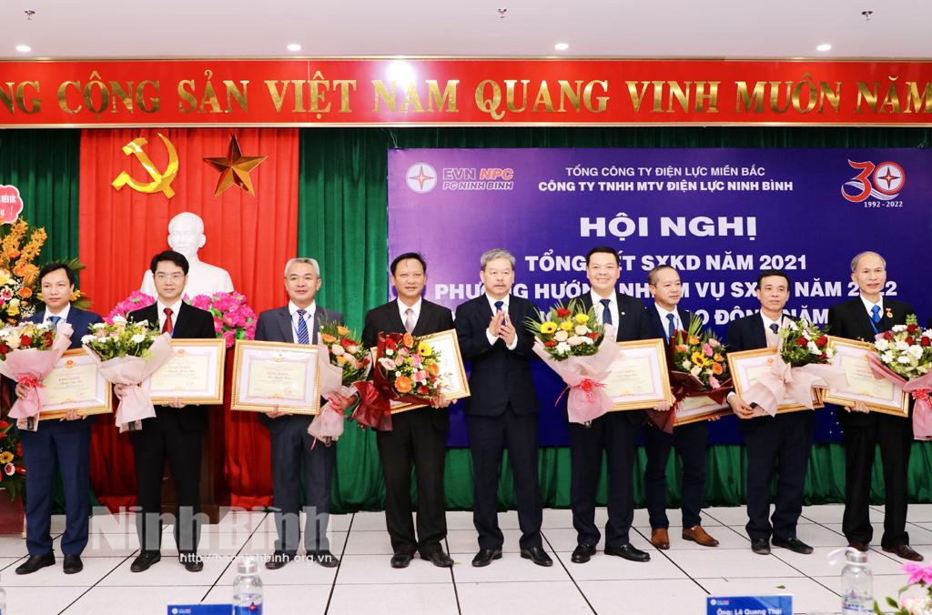 Công ty TNHH MTV Điện lực Ninh Bình: Sản lượng điện thương phẩm tăng trưởng 103%