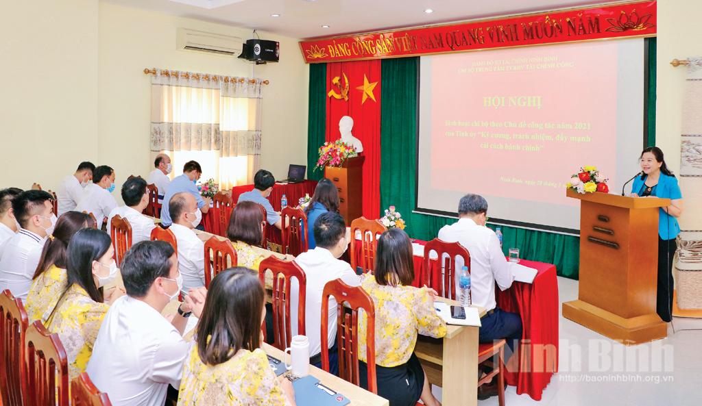 Tiếp tục thực hiện Chủ đề công tác "Kỷ cương, trách nhiệm, đẩy mạnh cải cách hành chính"