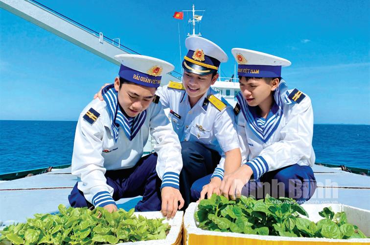 "Hết dịch COVID-19 chúng tôi mới về"