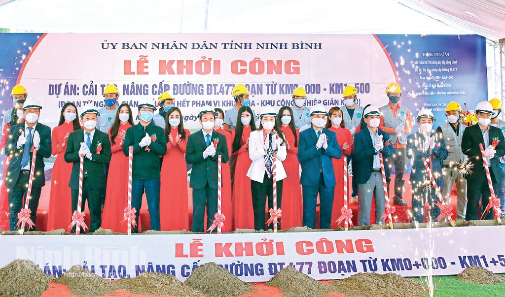 Phát huy truyền thống đoàn kết, tự lực, tự cường, tạo thế và lực mới đưa Ninh Bình ngày càng phát triển