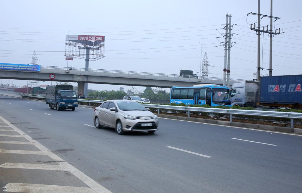 Thông xe tạm thời đoạn cao tốc Cao Bồ- Mai Sơn