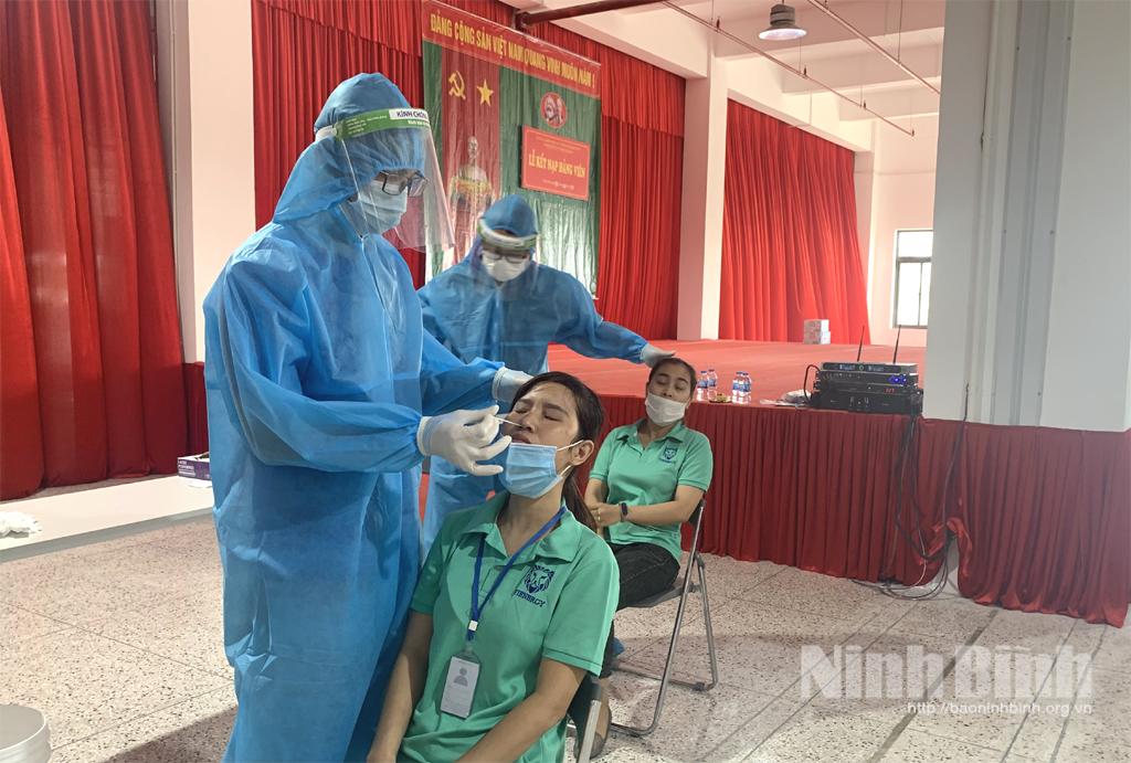 Khẩn trương xử lý ổ dịch COVID-19 tại Công ty TNHH giày Vienergy