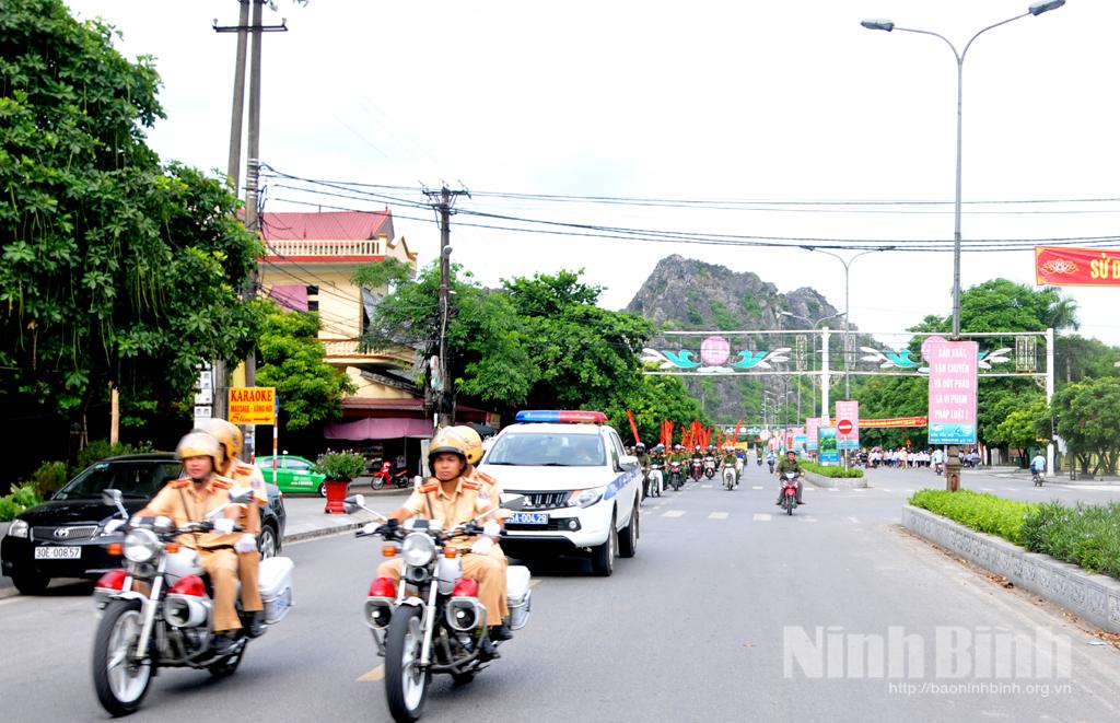 Nỗ lực kéo giảm tai nạn giao thông cả 3 tiêu chí