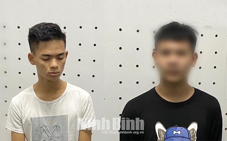 Bắt, tạm giữ hình sự 2 đối tượng cướp giật tài sản tại Yên Khánh