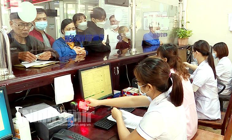 Đẩy mạnh khám, chữa bệnh bảo hiểm y tế bằng căn cước công dân gắn chip
