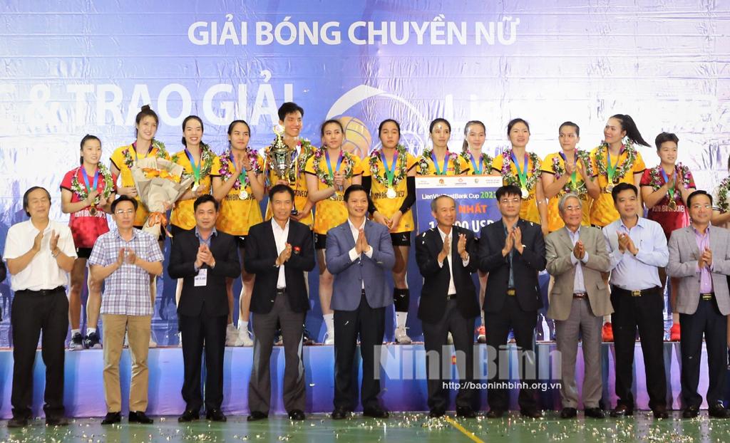 Ninh Bình Doveco và bước "chạy đà" hoàn hảo