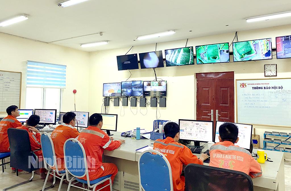 Đẩy mạnh chuyển đổi số để tiết kiệm điện