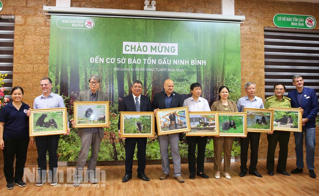 Cơ sở Bảo tồn gấu Ninh Bình kỷ niệm 5 năm chuyến cứu hộ đầu tiên