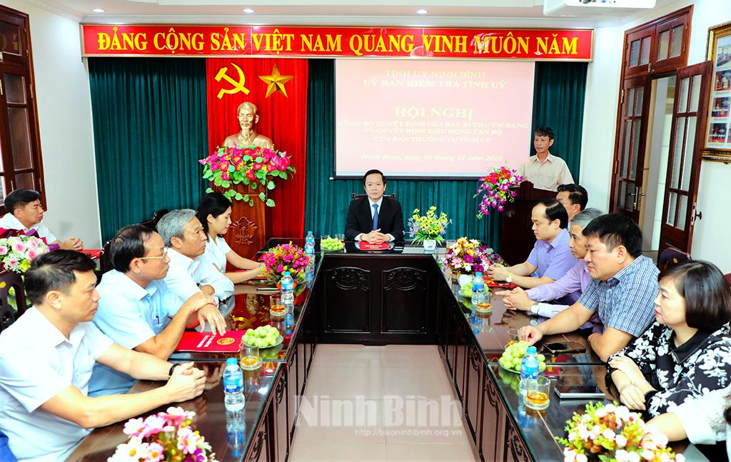 Công bố Quyết định của Ban Bí thư Trung ương Đảng và Quyết định của Ban Thường vụ Tỉnh ủy về công tác cán bộ