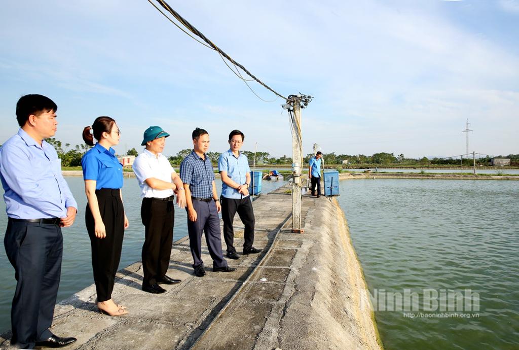 Ra mắt HTX Thanh niên nuôi trồng thủy sản Văn Phong