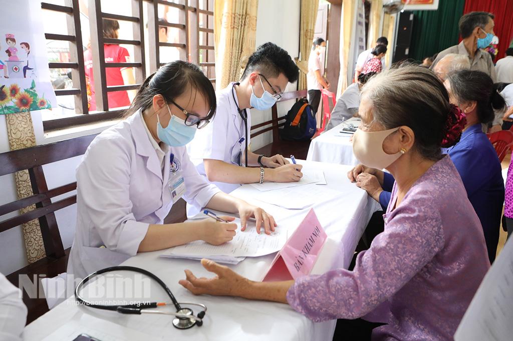 Yêu thương cho đi là yêu thương còn mãi