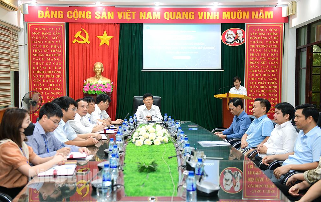 Khai giảng lớp bồi dưỡng cán bộ nguồn trên nền tảng trực tuyến mở