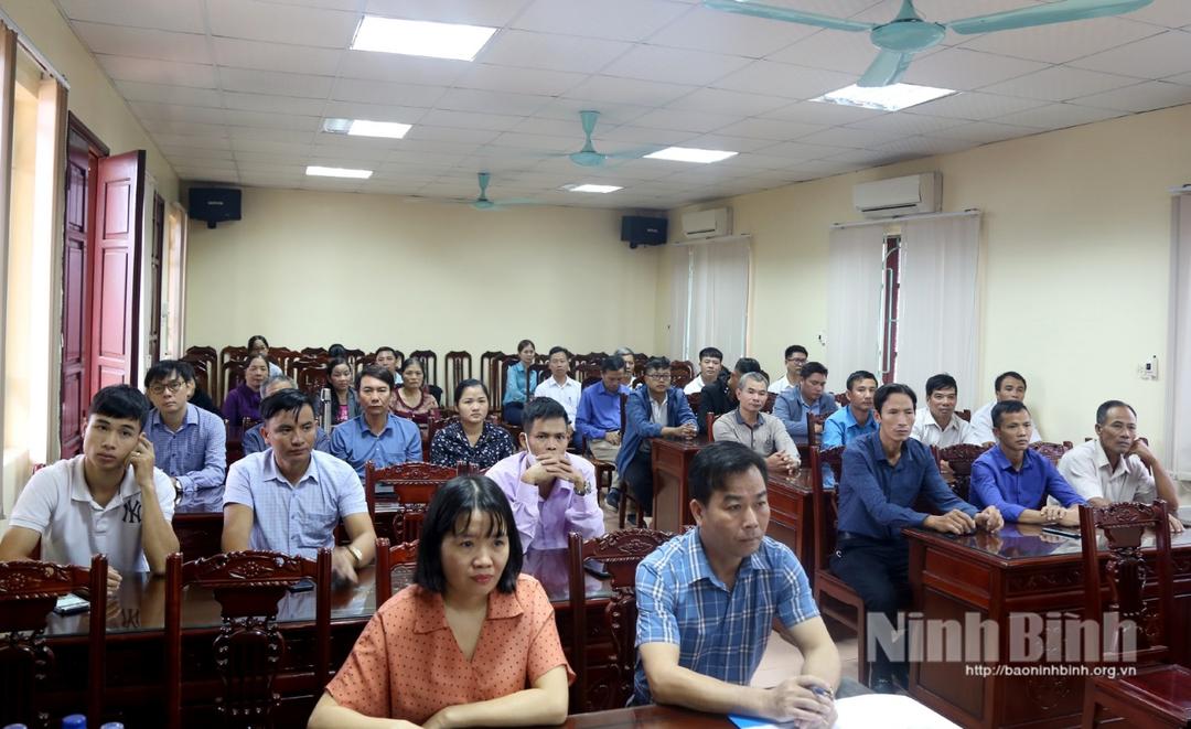 Khai mạc lớp bồi dưỡng nghiệp vụ cho các HTX