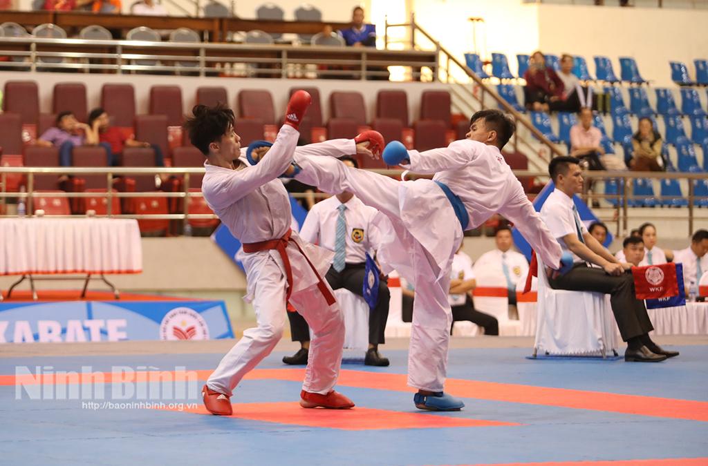 Đại hội TDTT toàn quốc lần thứ IX: Võ sỹ Karate Phạm Minh Đức giành thêm 1 huy chương vàng cho đoàn tuyển Ninh Bình