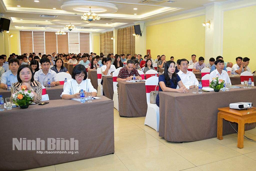 Tập huấn nghiệp vụ công tác thi đua, khen thưởng năm 2022
