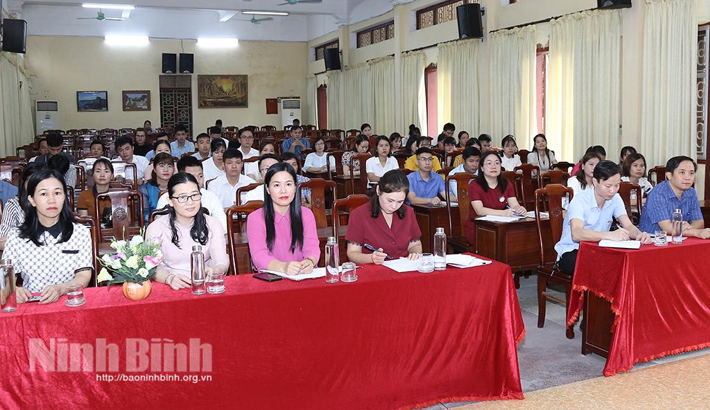 Khai giảng lớp Trung cấp Lý luận chính trị hệ tập trung khóa X