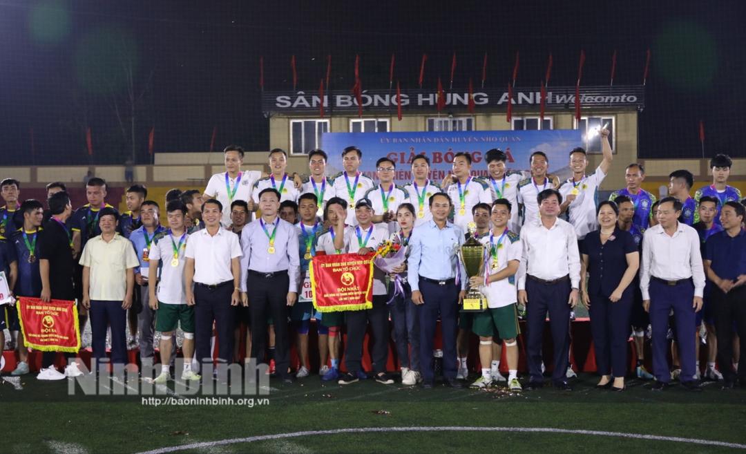 Đội bóng đá Công an huyện Nho Quan giành chức vô địch Giải bóng đá thanh niên huyện Nho Quan năm 2022