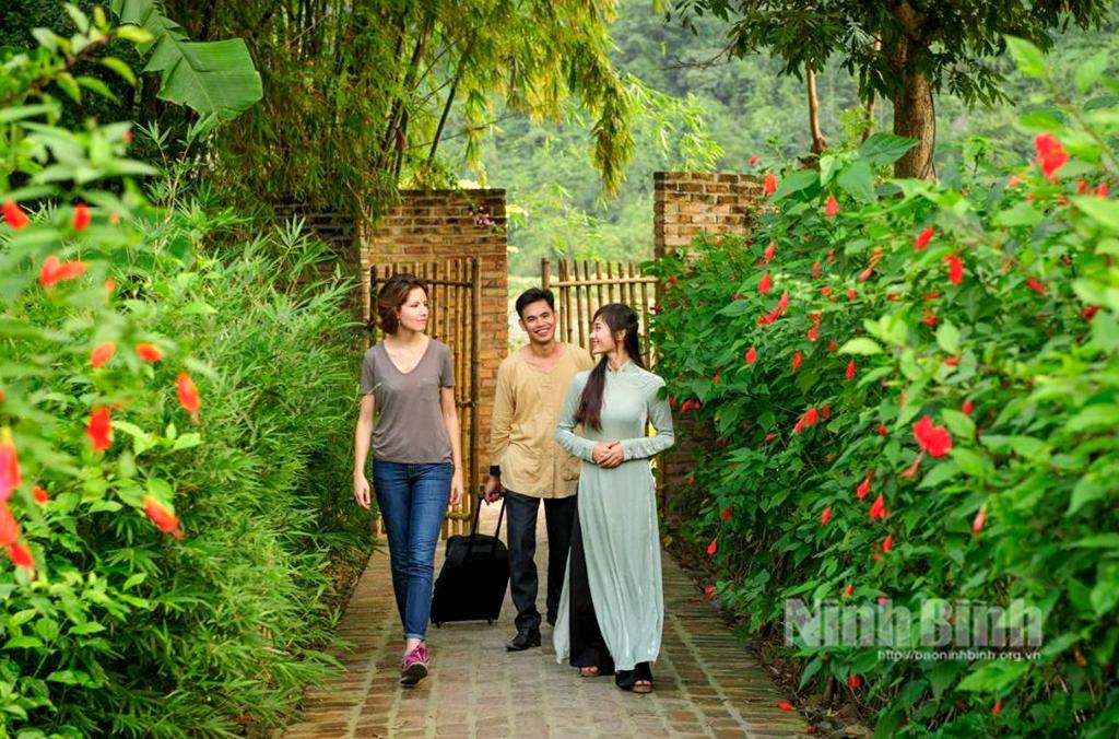 Đừng để du khách "một đi không trở lại"