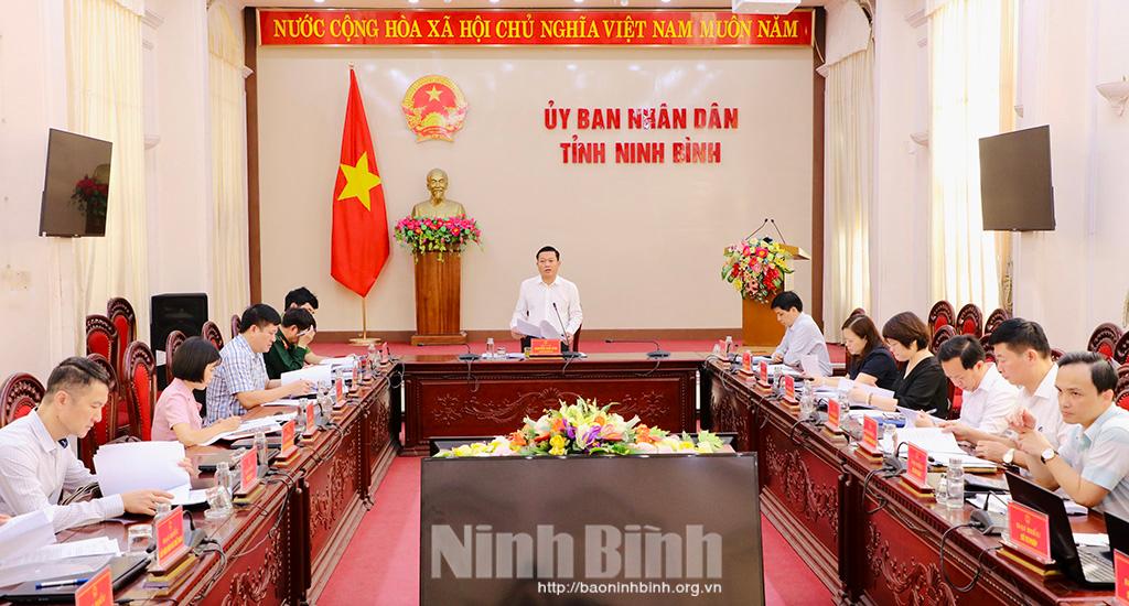 Hội nghị lấy ý kiến vào các dự thảo tờ trình, nghị quyết trình kỳ họp HĐND tỉnh phiên thường lệ cuối năm