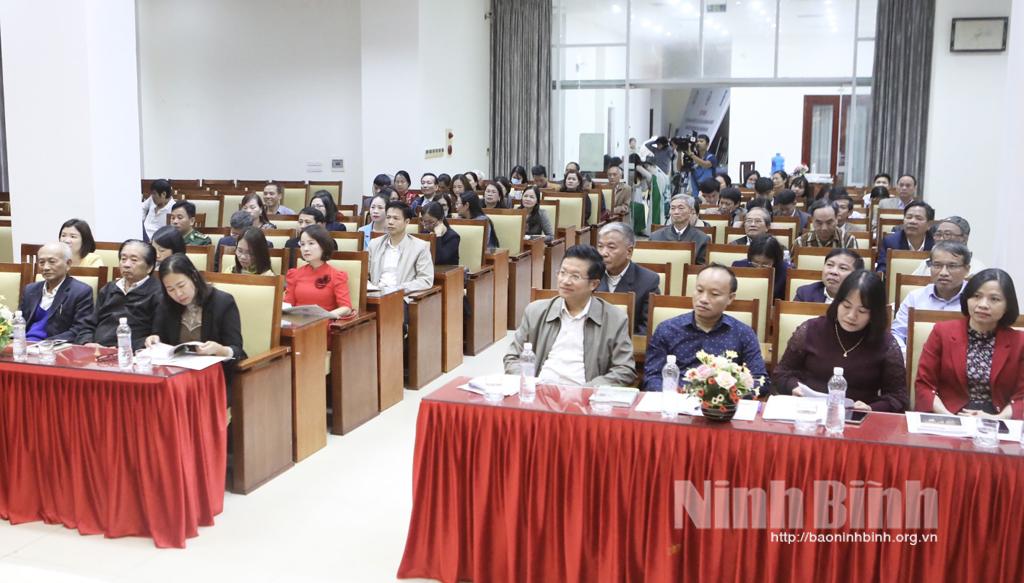 Hội nghị phát triển mạng lưới cộng tác viên Tạp chí Văn nghệ Ninh Bình