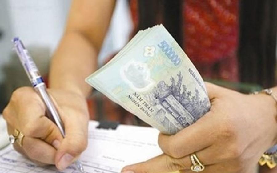 Yêu cầu thanh toán đầy đủ tiền lương, tiền thưởng cuối năm cho người lao động