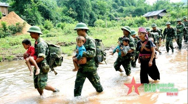 Phê phán quan điểm đòi "dân sự hóa" Quân đội nhân dân Việt Nam
