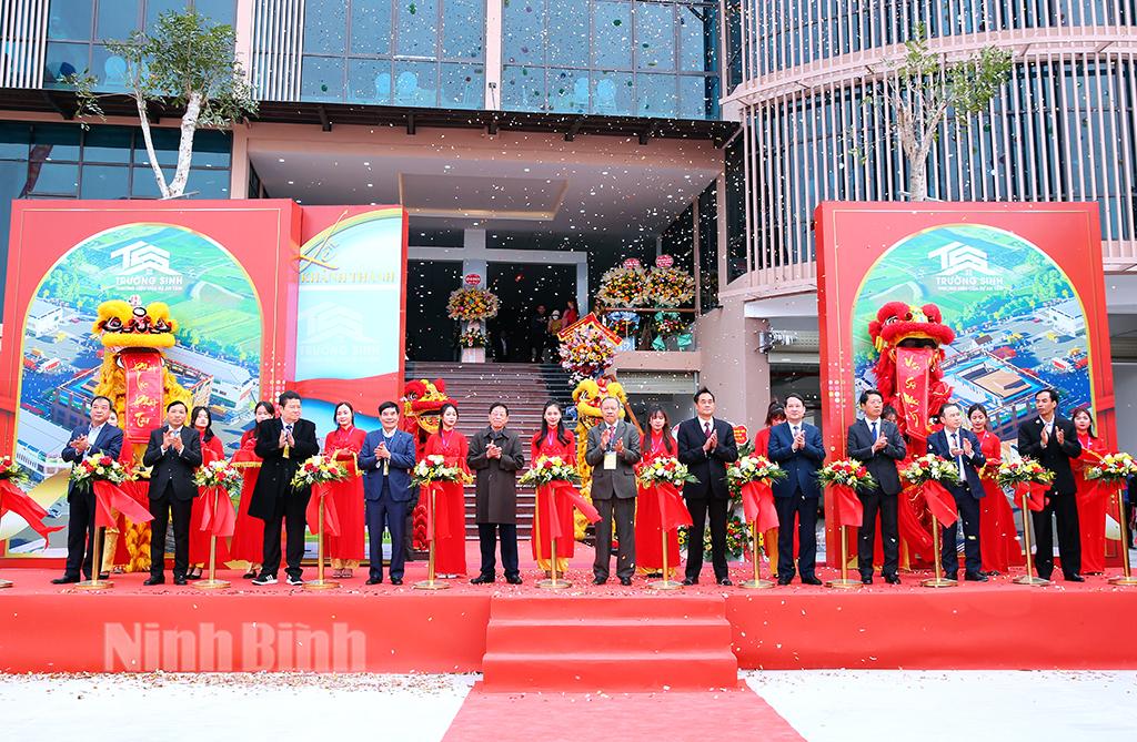 Khánh thành Chợ đầu mối tổng hợp thành phố Ninh Bình